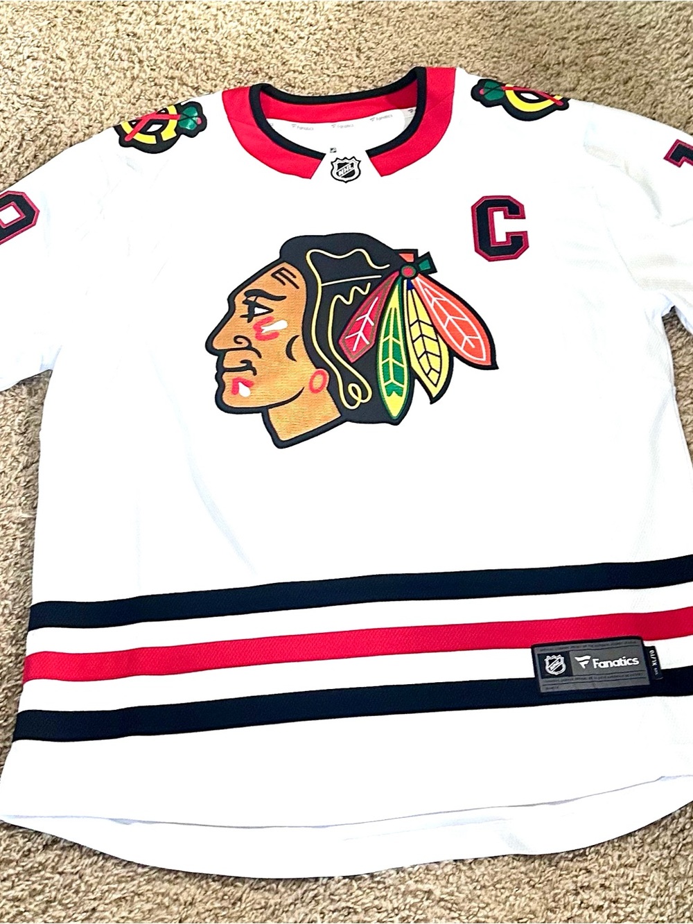 Fanatics White Chicago Blackhawks Youth Hockey Jersey with Red & Navy Trim